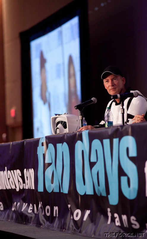 Fandays 2011 - Sheldon Norton Pics -332.jpg