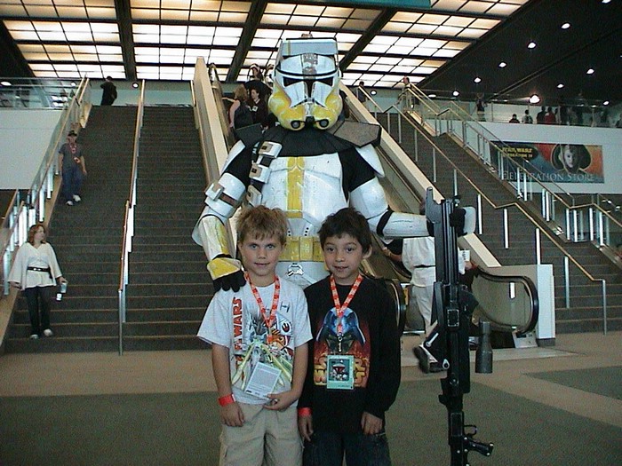 521-boys with Clone Commander,trpr.jpg