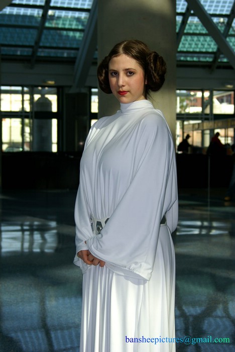 c4_leia_02.jpg