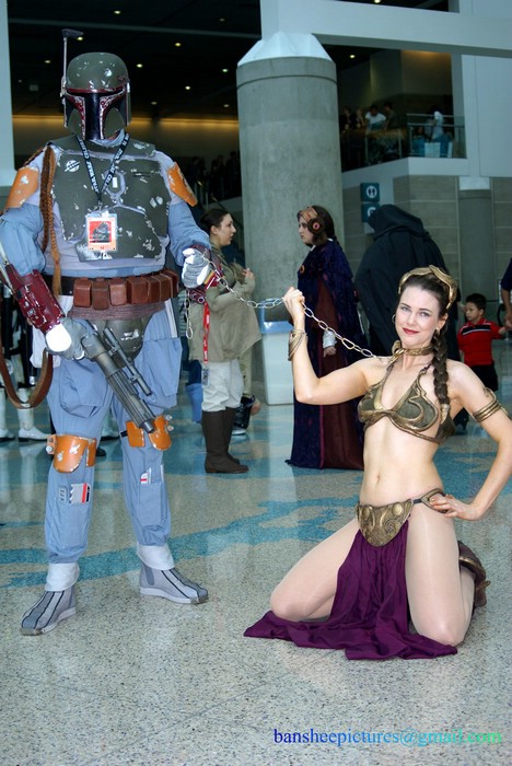 c4_slave_leia_08.jpg